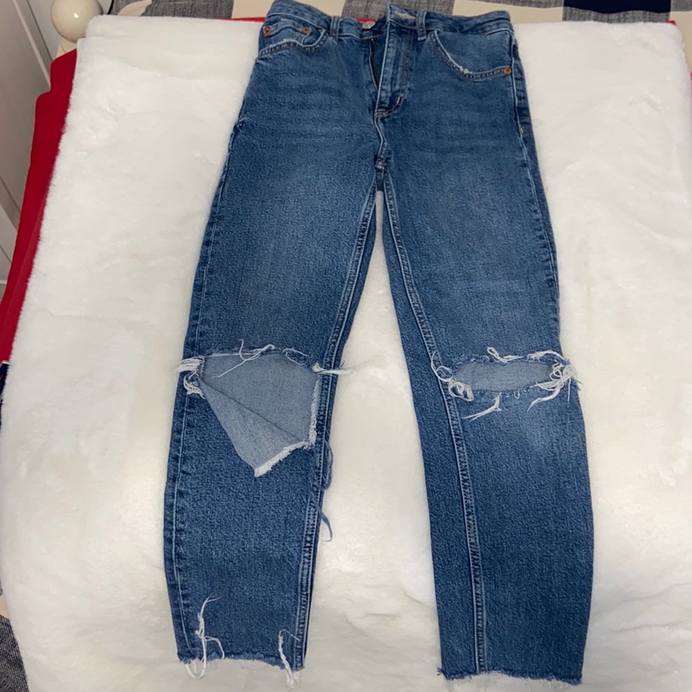 Zara ripped blue jeans